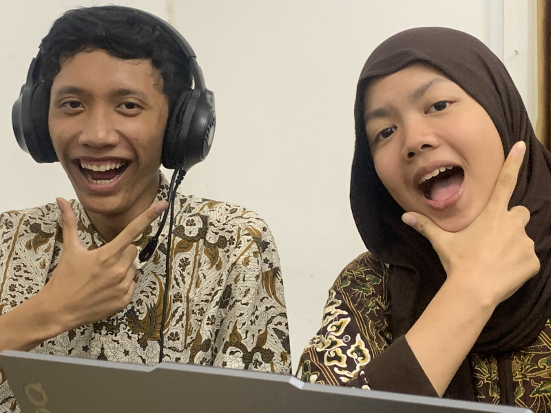 Kenapa Anak Pintar di Rumah Tapi Diam di Sekolah?